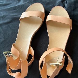 Women’s shoes/ Sandals by Aldo